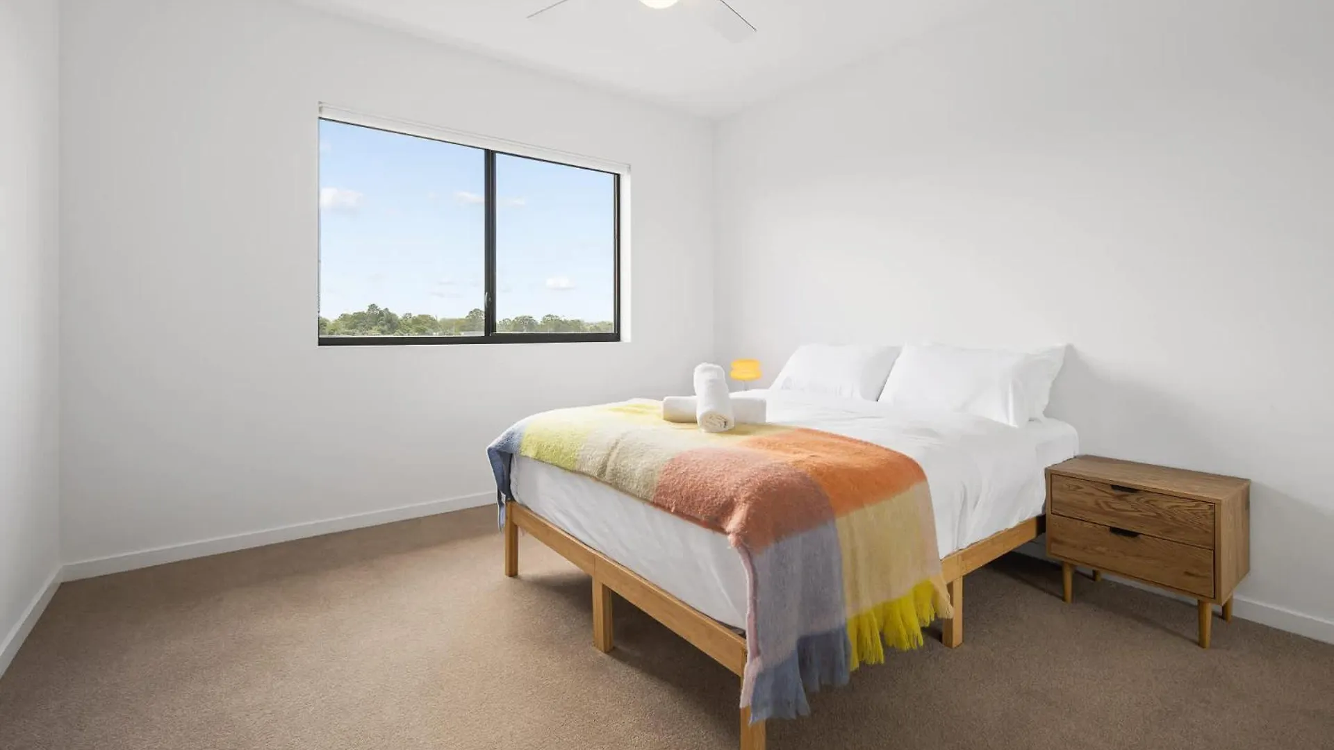 Cassa Rochedale - 2B2B Apt With 2 Parking Rochedale South